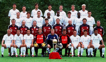 Mannschaft Bayern München 2002-03 seltenes Foto+2 